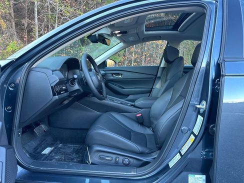 New 2025 Honda Accord EX-L image 11