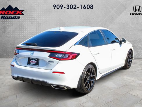 Used 2024 Honda Civic Sport Touring image 6