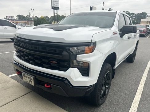 Used 2024 Chevrolet Silverado 1500 Custom Trail Boss AWD/4WD image 6