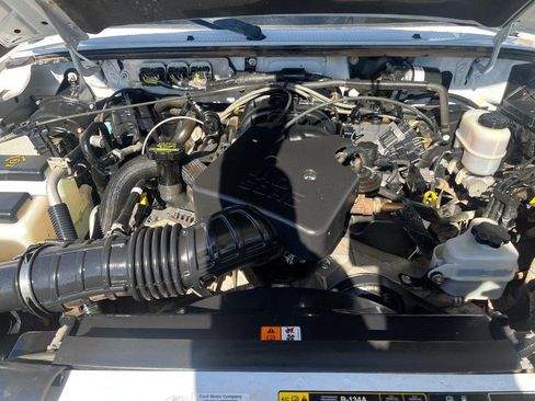 Used 2011 Ford Ranger XLT image 14