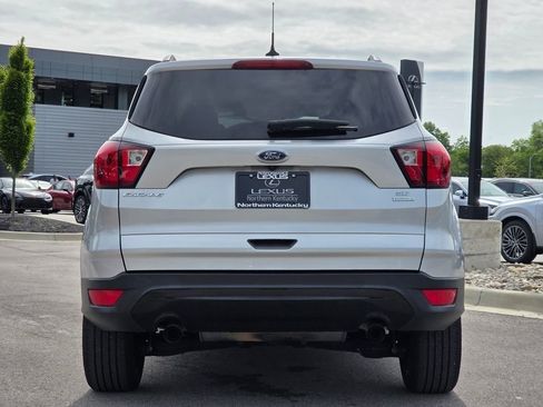 Used 2019 Ford Escape SE FWD image 23