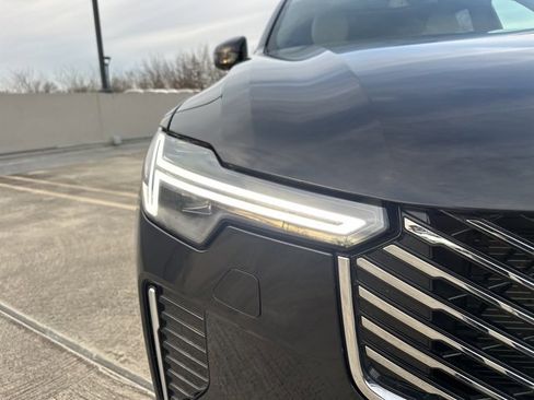 Certified 2025 Volvo XC90 B5 Plus image 12