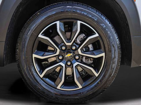 Used 2021 Chevrolet TrailBlazer ACTIV w/ Sun and Liftgate Package AWD/4WD image 28