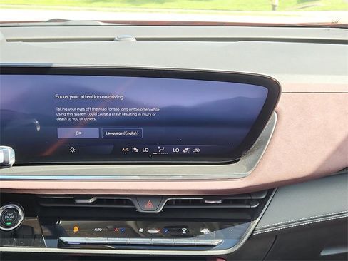 New 2025 Buick Envision Sport Touring image 27