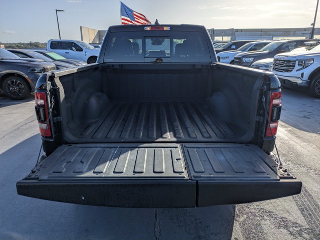 Used 2020 RAM 1500 Limited w/ Black Appearance Package AWD/4WD image 12