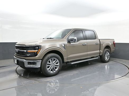 New 2026 Ford F150 XLT w/ Equipment Group 302A MID RWD image 33