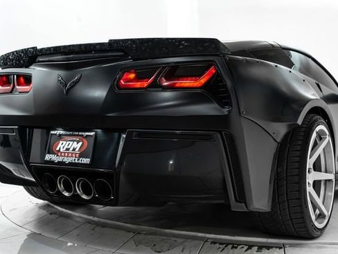 Used 2014 Chevrolet Corvette Stingray Coupe w/ 2LT Preferred Equipment Group image 12