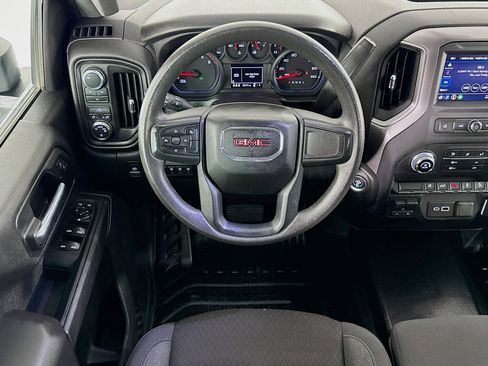 Used 2024 GMC Sierra 2500 Pro w/ Convenience Package image 15