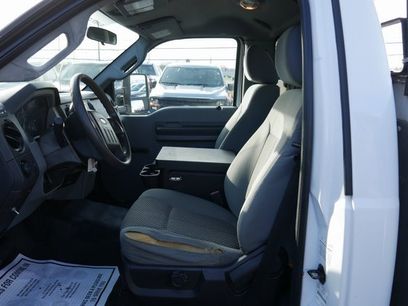 Used 2013 Ford F450 XL w/ Heavy Service Suspension Pkg