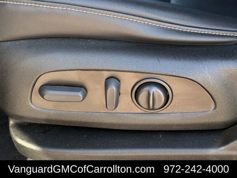 Used 2023 Chevrolet Traverse LT w/ LPO, Floor Liner Package image 25