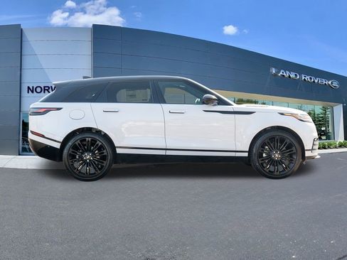 New 2025 Land Rover Range Rover Velar Dynamic HSE image 8