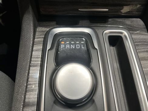 Used 2019 Chrysler 300 Touring L w/ Quick Order Package 22F RWD image 14