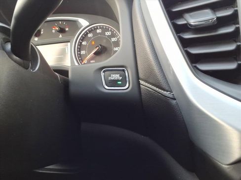 Used 2019 GMC Acadia SLT image 25