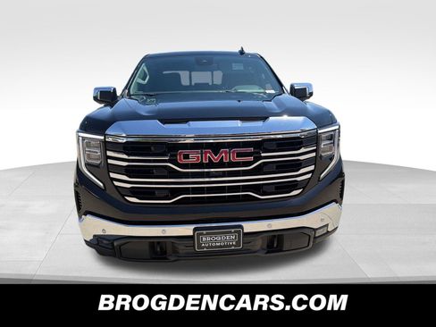 New 2026 GMC Sierra 1500 SLT w/ SLT Premium Package AWD/4WD image 8