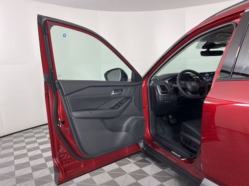 New 2026 Nissan Rogue SV image 16