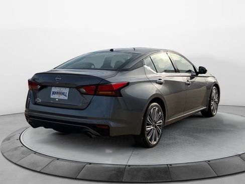 Used 2024 Nissan Altima 2.5 SL image 3