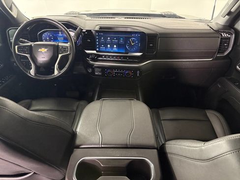 Used 2025 Chevrolet Silverado 2500 LTZ w/ LTZ Premium Package AWD/4WD image 38