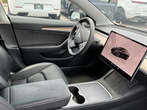 Used 2023 Tesla Model 3 Standard Range RWD image 10