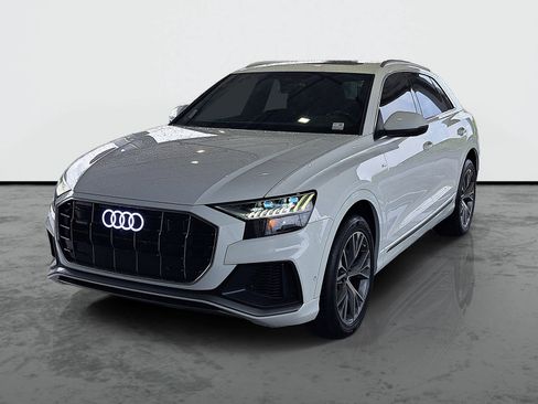 Used 2023 Audi Q8 Premium Plus w/ Premium Plus Package AWD/4WD image 4