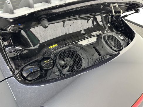 Certified 2022 Porsche 911 Carrera image 32