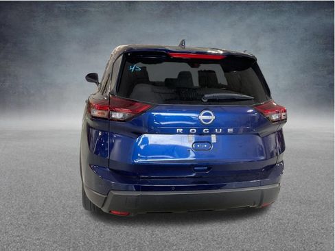 Used 2025 Nissan Rogue SV FWD image 6