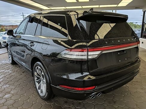 Used 2022 Lincoln Aviator Grand Touring image 7
