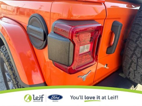 Used 2018 Jeep Wrangler Unlimited Sahara w/ Safety Group image 38