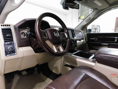 Used 2015 RAM 3500 Laramie Longhorn image 28