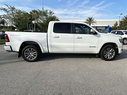 Used 2022 RAM 1500 Laramie AWD/4WD image 7