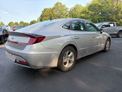 Used 2023 Hyundai Sonata SE FWD image 5
