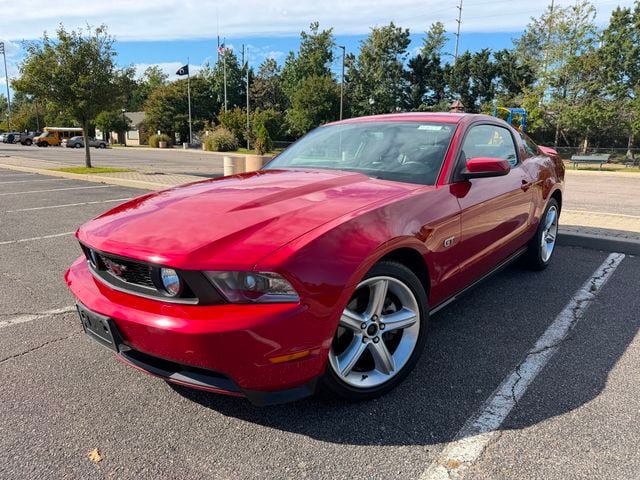 Used 2010 Ford Mustang GT Premium RWD image 1