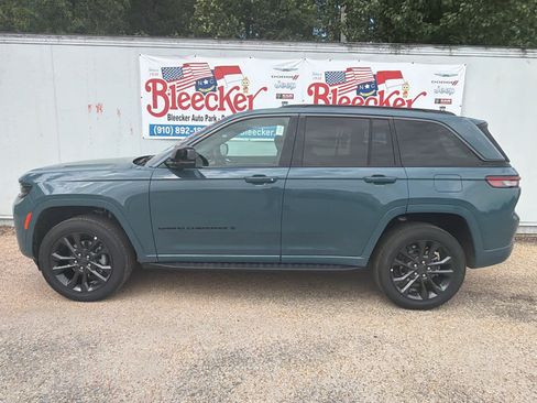 New 2026 Jeep Grand Cherokee Limited AWD/4WD image 7