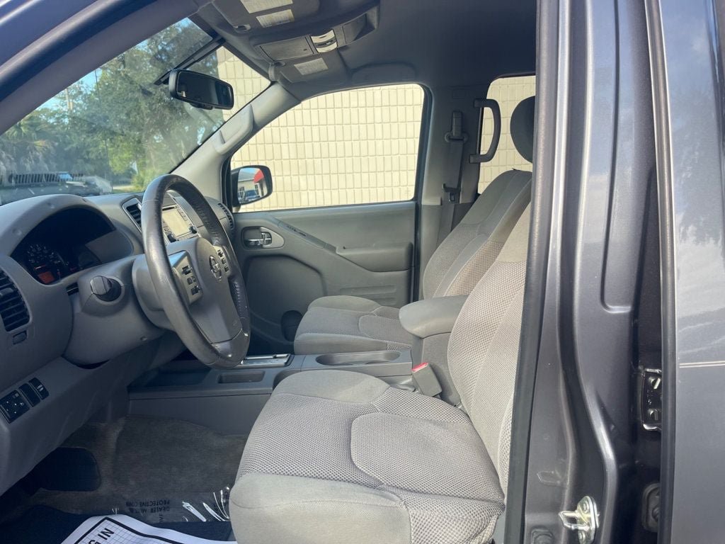 Used 2018 Nissan Frontier SV w/ Value Truck Package RWD image 11