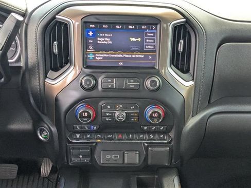 Used 2022 Chevrolet Silverado 2500 High Country w/ Safety Package II AWD/4WD image 16