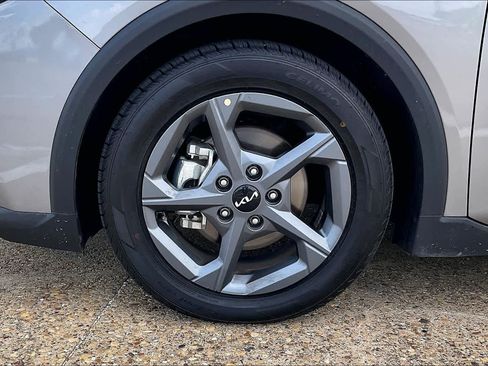 Used 2025 Kia K4 FWD image 7