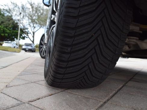 Used 2018 Volvo XC60 T5 Inscription w/ Luxury Seat Package image 85