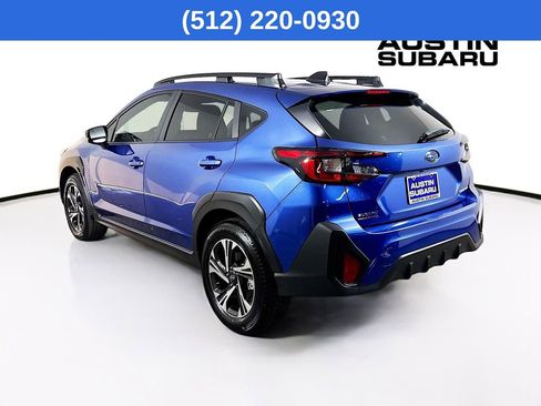 Used 2025 Subaru Crosstrek 2.0i Premium image 6