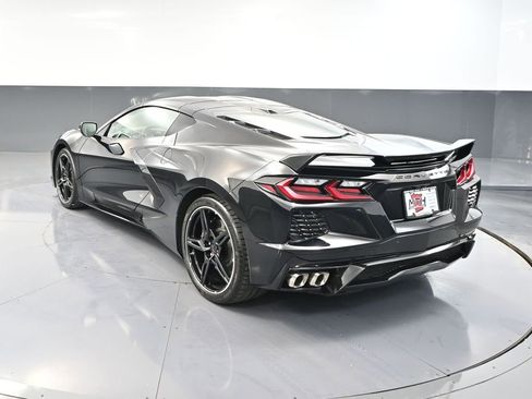 Used 2023 Chevrolet Corvette Stingray Premium Cpe w/ Z51 Performance Package image 9