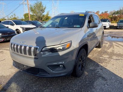 Used 2021 Jeep Cherokee Latitude Lux w/ Sun & Sound Group