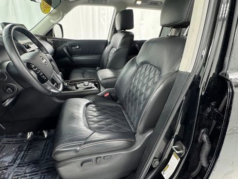 Used 2023 Nissan Armada Platinum w/ Captain's Chairs Package AWD/4WD image 10