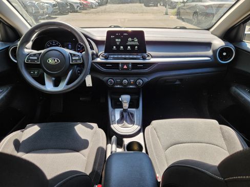 Used 2021 Kia Forte LXS FWD image 7