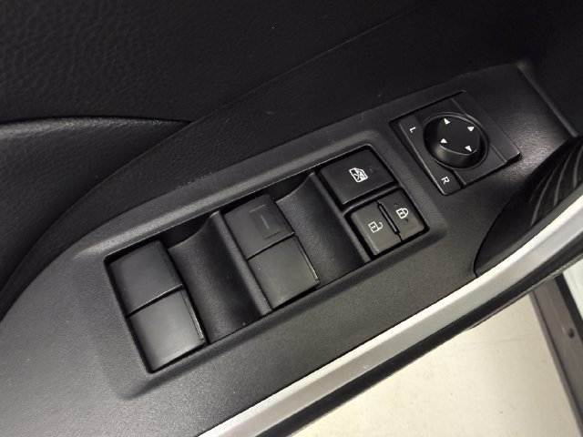 Used 2021 Toyota RAV4 XLE FWD image 28