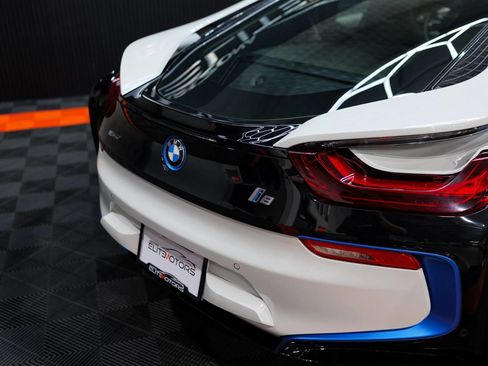 Used 2015 BMW i8 AWD/4WD image 36