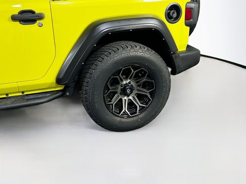 Used 2022 Jeep Wrangler Sport AWD/4WD image 28