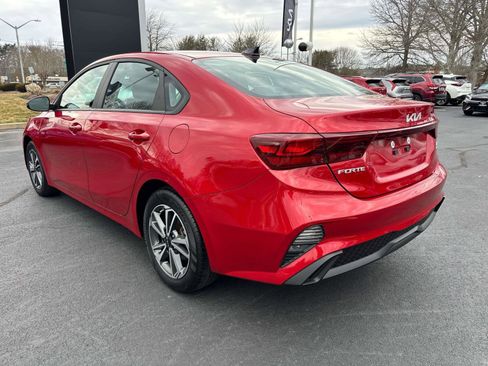 Used 2023 Kia Forte LXS w/ LXS Technology Package image 3