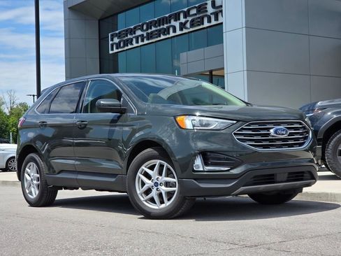 Used 2022 Ford Edge SEL w/ Convenience Package AWD/4WD image 2