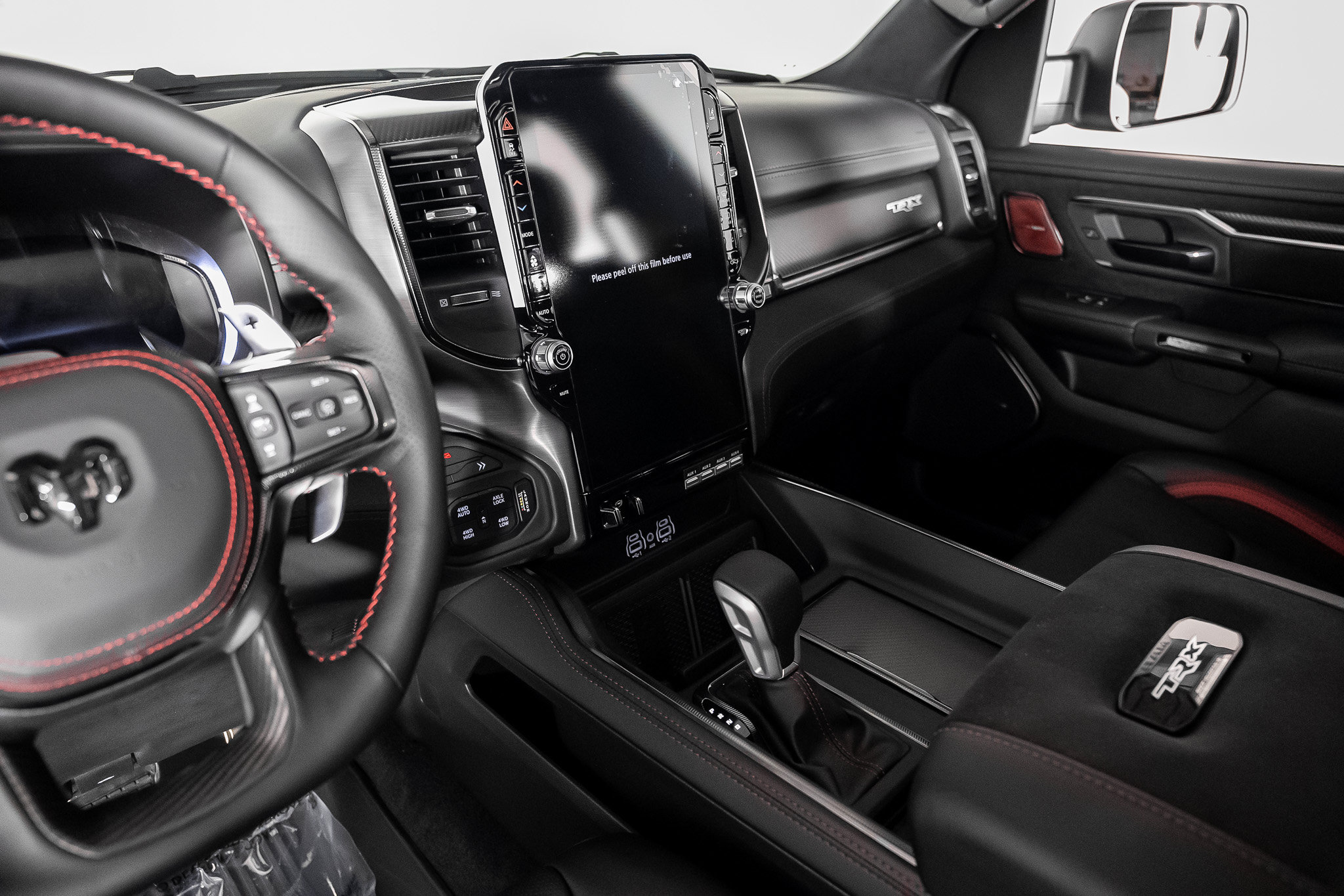 Used 2027 RAM 1500 4x4 Crew Cab image 47