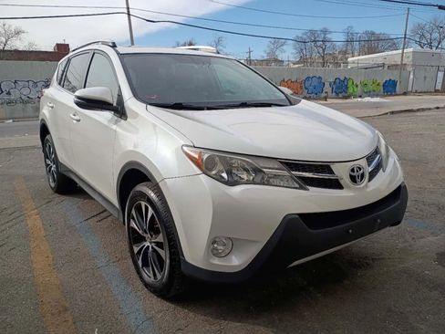 Used 2015 Toyota RAV4 Limited image 2