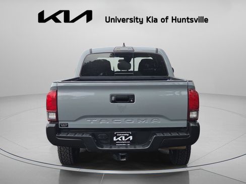 Used 2019 Toyota Tacoma SR5 image 6