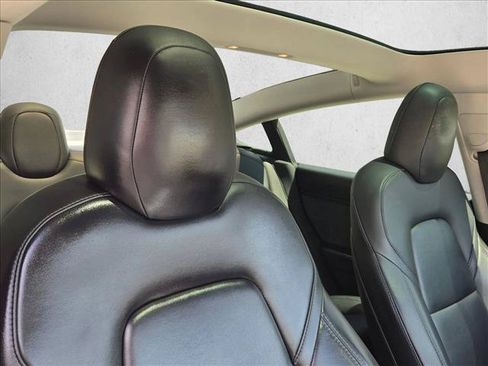 Used 2020 Tesla Model 3 Long Range AWD/4WD image 15